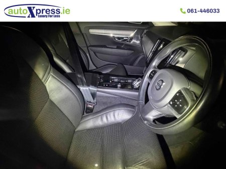 2022 Volvo V90 4WD RECHARGE PLUG-IN HYBRID T8 AWD thumbnail