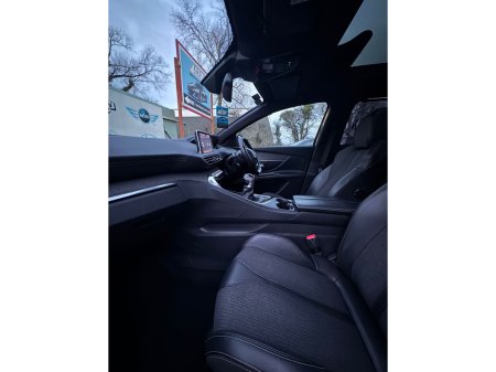 2020 Peugeot 5008 GT LINE 1.2 130 Pan Roof €19,800 thumbnail
