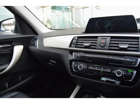 2019 BMW 1 Series 116d SE, Leather Interior, Heated seats €18,995 thumbnail
