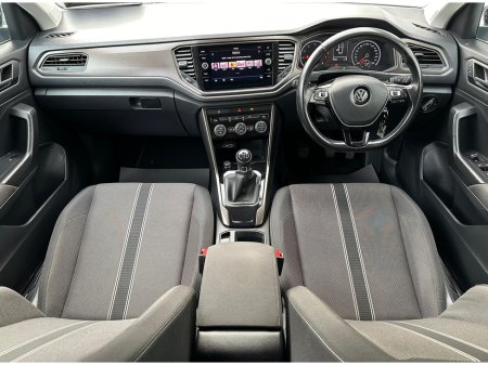 2018 Volkswagen T-Roc 1.0 TSI DESIGN 115HP LOW KM €17,995 thumbnail