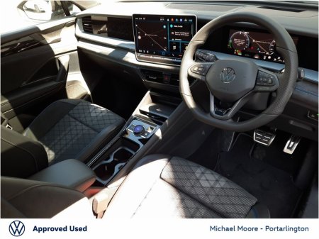 2025 Volkswagen Tayron R-LINE 75 1.5TSI 204HP PHEV DSG €56,950 thumbnail