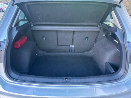 2023 Volkswagen Tiguan 2.0 TDI 150HP Life DSG €34,950 thumbnail