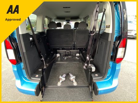 2021 Ford Grand Tourneo Connect Titanium Freedom Wheelchair Accessible Taxi €42,950 thumbnail