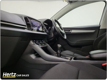 2024 Skoda Karoq Ambition 115HP 2.0 Diesel Manual €30,895 thumbnail