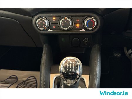 2022 Nissan Micra 1.0T SV €17,495 thumbnail