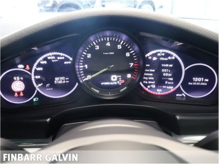 2023 Porsche Panamera - thumbnail 17