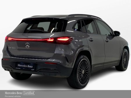 2025 Mercedes-Benz EQA - thumbnail 3
