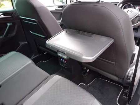 2019 Volkswagen Tiguan - thumbnail 12