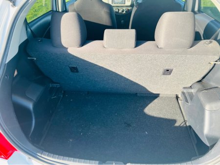 2015 Toyota Yaris DBA-KSP130 5DR AUTO €9,650 thumbnail