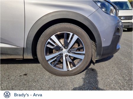 2019 Peugeot 3008 - thumbnail 9