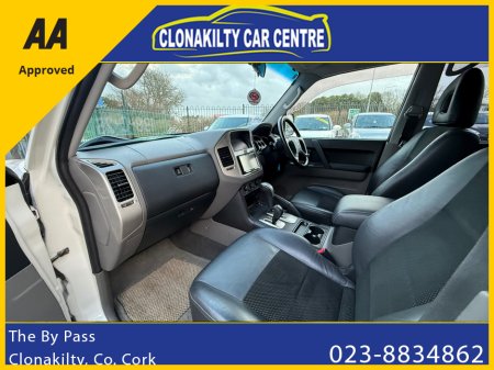 2006 Mitsubishi Pajero - thumbnail 18