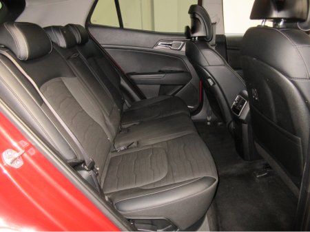 2023 Kia Sportage - thumbnail 13