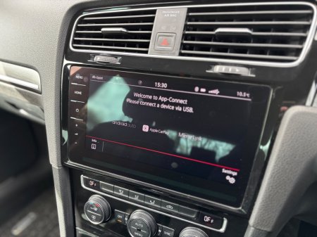 2018 Volkswagen Golf - thumbnail 30