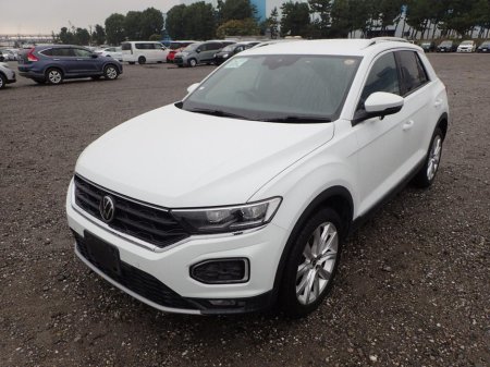 2021 Volkswagen T-Roc 2.0 TDI SPORT €26,750 thumbnail