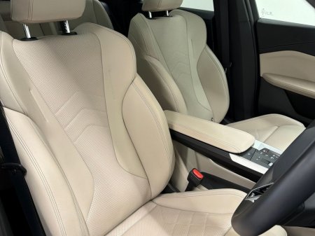 2025 BMW iX1 - thumbnail 12