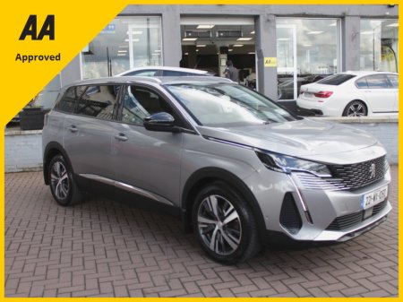 2022 Peugeot 5008 - €31,949