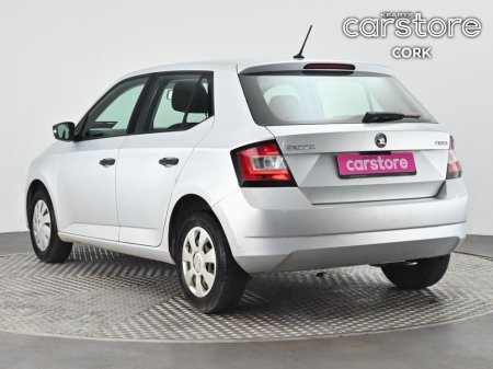 2016 Skoda Fabia - thumbnail 3