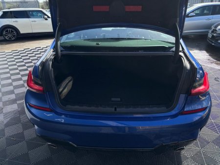 2022 BMW 3 Series - thumbnail 7