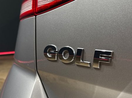 2018 Volkswagen Golf - thumbnail 11