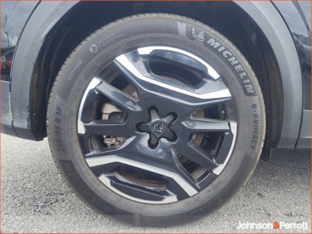 2025 Peugeot 3008 Demo - BEV 73kWH 210BHP Allure €40,900 thumbnail