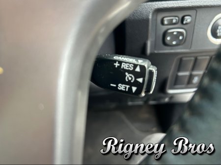 2017 Toyota Landcruiser LAND CRU LWB BUSINESS AUTO 4DR thumbnail