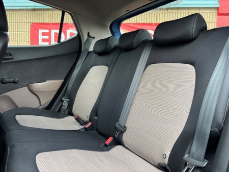 2015 Hyundai i10 - thumbnail 14