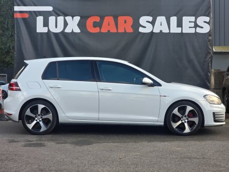 2016 Volkswagen Golf 2.0TSI 5DR 220HP GTI €18,650