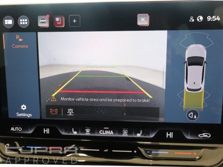 2025 Cupra Leon 1.5eTSI 150hp DSG €35,950 thumbnail