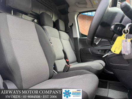 2020 Peugeot Partner - thumbnail 8