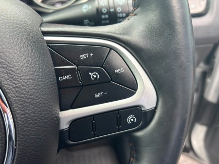 2019 Jeep Compass - thumbnail 13