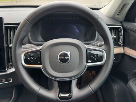 2025 Volvo XC90 PLUS NEW MODEL T8 FULL OPEN PAN ROOF €79,995 thumbnail