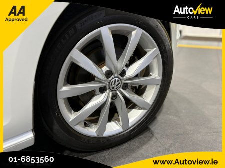 2017 Volkswagen Golf MK 7 1.4 TSI Highline 7 Speed DSG Automatic. AA APPROVED // FINANCE & NATIONWIDE DELIVERY AVAILABLE // SIMI DEALER €16,995 thumbnail