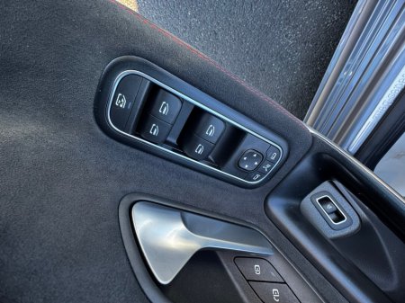 2021 Mercedes-Benz A Class - thumbnail 10