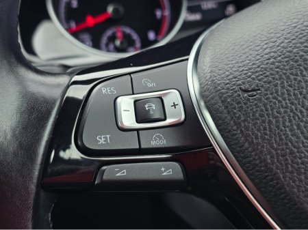 2015 Volkswagen Golf - thumbnail 19