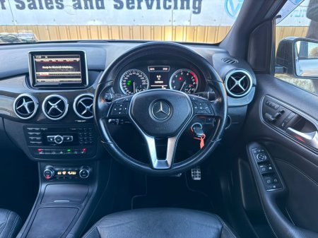 2012 Mercedes-Benz B Class B SERIES SPORT 5DR AUTO €8,750 thumbnail