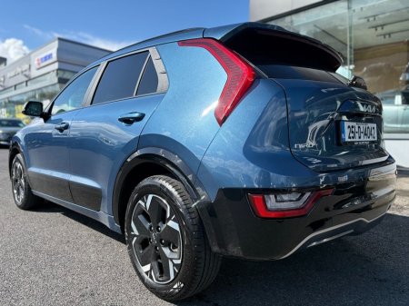 2025 Kia Niro - thumbnail 12