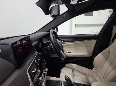 2022 BMW 5 Series - thumbnail 7