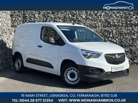 2022 Vauxhall Combo - thumbnail 1