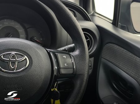 2018 Toyota Yaris (181) KSP130 1.0 PETROL AUTOMATIC €11,995 thumbnail