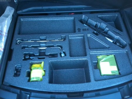 2020 Toyota Corolla - thumbnail 16