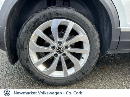 2024 Volkswagen T-Roc - thumbnail 10
