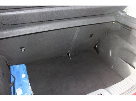 2016 Ford Fiesta - thumbnail 11