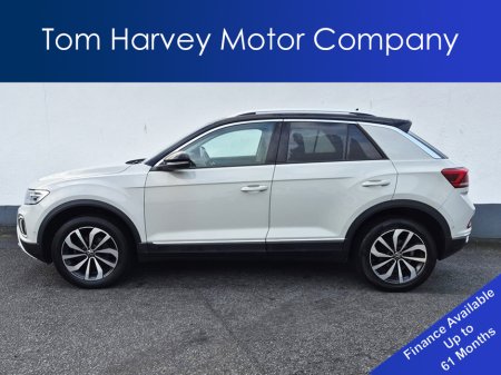 2023 Volkswagen T-Roc STYLE 1.5 TSI D7F 150HP + Heated Seats + Rear View Camera €30,950 thumbnail