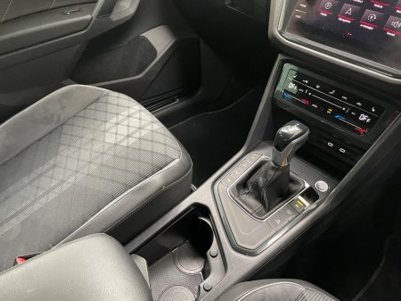 2023 Volkswagen Tiguan  €36,995 thumbnail