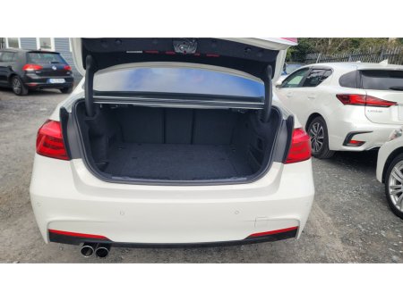 2016 BMW 3 Series - thumbnail 9