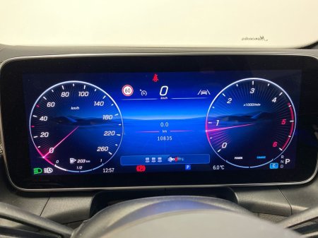 2025 Mercedes-Benz GLC Class - thumbnail 9