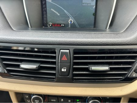 2014 BMW X1 - thumbnail 11