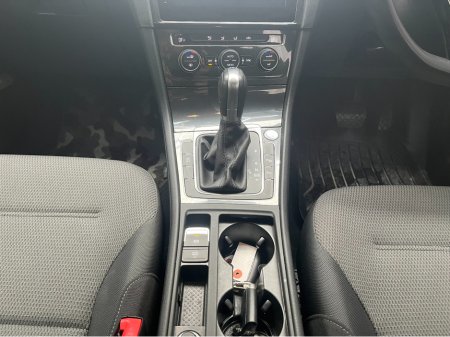 2019 Volkswagen Golf - thumbnail 17