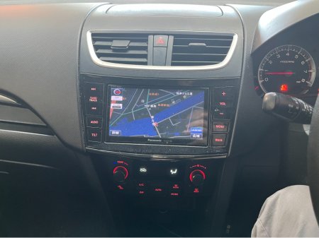 2014 Suzuki Swift - thumbnail 17