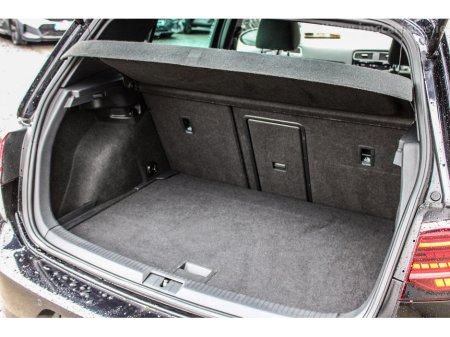 2019 Volkswagen Golf - thumbnail 35